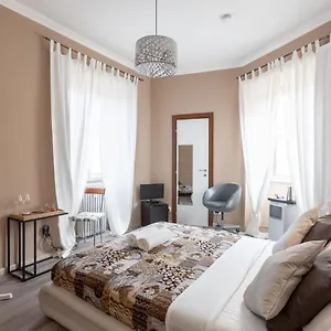 Heart Of San Lorenzo Guest house
