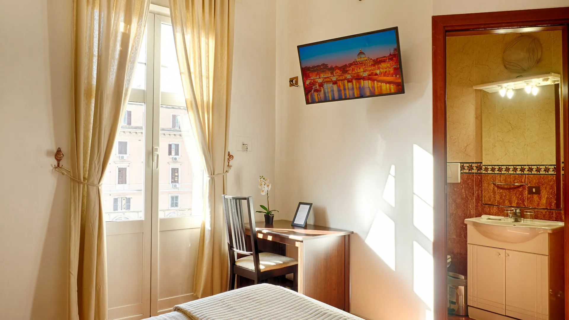 Sunny Guest House Rome Italy